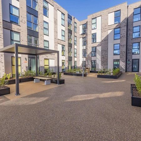 Spacious Ensuite Room With Shared Kitchen Lincoln Exterior photo