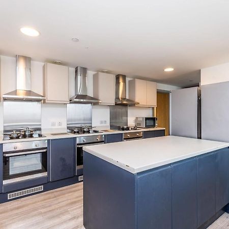 Spacious Ensuite Room With Shared Kitchen Lincoln Exterior photo